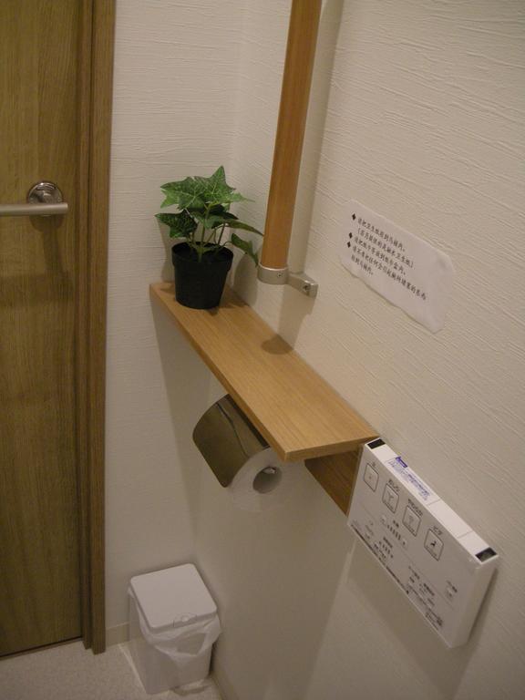 ホテルwakatsuki Ōsaka Extérieur photo